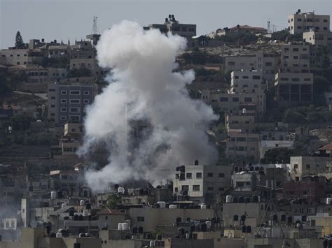 3 Palestinians killed as Israel stages large-scale raid in West Bank militant stronghold