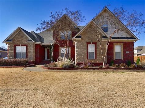 The median home value in Huntsville, AL is $ 315,000. This is higher than the county median home value of $ 241,000. The national median home value is $ 308,980. The average price of homes sold in Huntsville, AL is $ 315,000. Approximately 66.5% of Huntsville homes are owned, compared to 26% rented, while 7.5% are vacant. . 