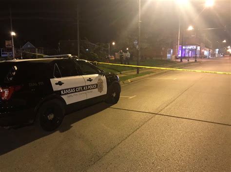 3 dead, 5 injured after shooting in Kansas City