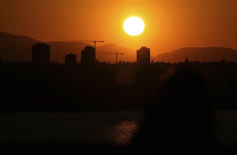 3 deaths suspected in the Pacific Northwest’s record-breaking heat wave