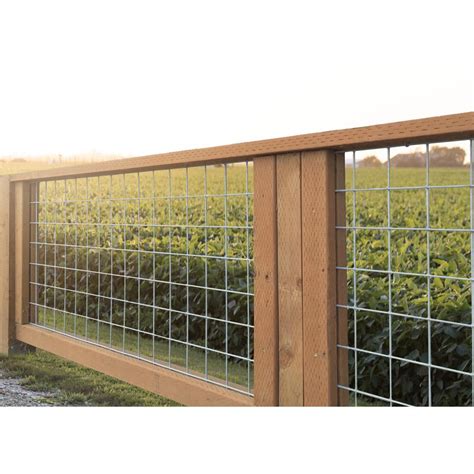 It’s also easy to seal or stain and retains finishes well. Some of the top types of wood fences are: Redwood Fencing: Resists insects and rot. Absorbs and retains all finishes. Popular in Western and Southwestern U.S. Cedar Wood Fencing: Resists moisture, rot, insects. Easy to seal or stain..