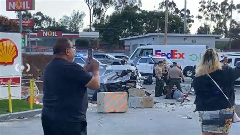 3 hospitalized in Long Beach pursuit crash