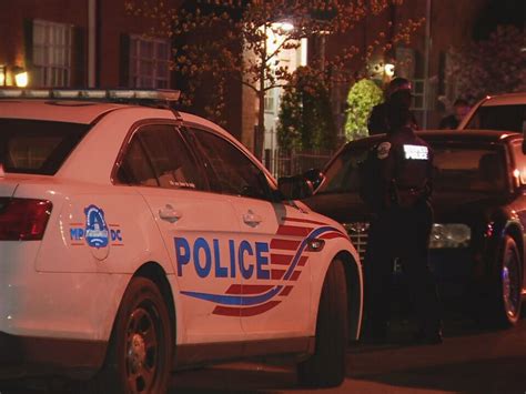 3 officers injured, armed suspect killed in Southeast DC shooting, police say