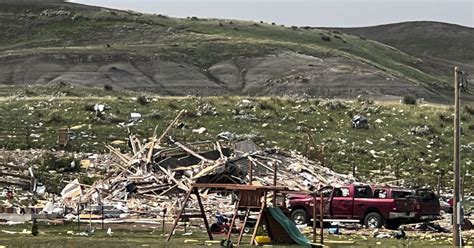 3 people killed when house explodes in South Dakota