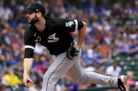 3 takeaways from Chicago White Sox camp, including starter Lucas Giolito adjusting well to the pitch clock
