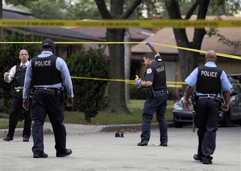 3 teens shot in separate shootings on South Side; 1 critical