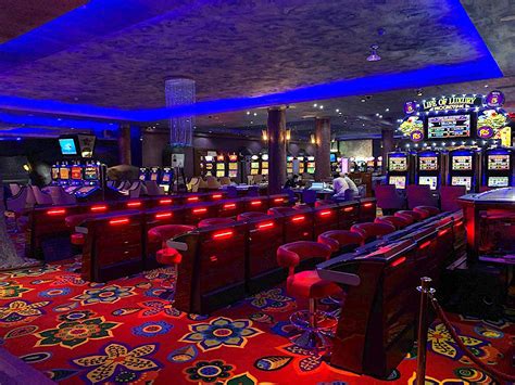 3.5 star casino hotel in north strip fashion show mall area gpyz