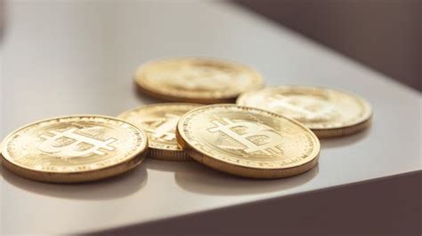 3.Bitcoin's Decoupling from Traditional Markets