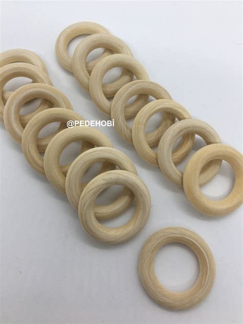 30 MM NATURAL AHŞAP HALKA. 