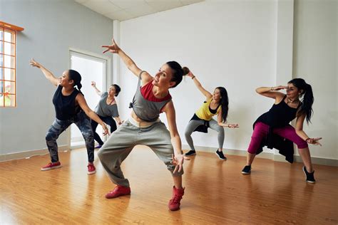 30 Scholarships for Dance Students - Top Ten Online … - muktibox.com