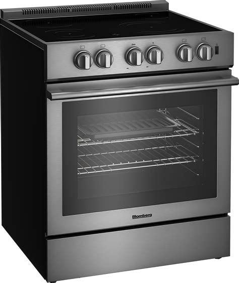 30 induction range. It's at the very top of the affordable luxury category price, so a little pricey, even for induction. We prefer the Benchmark model with the FlexInduction burner, but it's about $700 more than the 800 Series. Overall, the Bosch induction ranges get good reviews, with an average of about 4.7 out of 5 stars. 