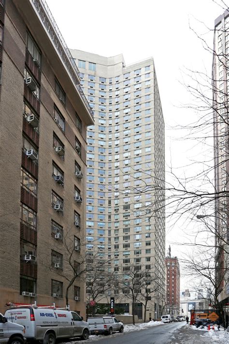 30 lincoln plaza new york ny 10023. 30 W 63rd St APT 5L, New York, NY 10023 is an apartment unit listed for rent at $9,450 /mo. The 1,262 Square Feet unit is a 2 beds, 2 baths apartment unit. View more property details, sales history, and Zestimate data on Zillow. ... 30 Lincoln Plaza is centrally located on Manhattans highly sought-after Upper West side. Rising 33 stories, with ... 