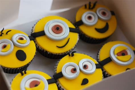 310 Cakes - Despicable Me ideas minion cake, cupcake cakes, …