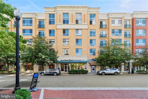 3105 Toronto St Arlington, VA 22213 - Coldwell Banker