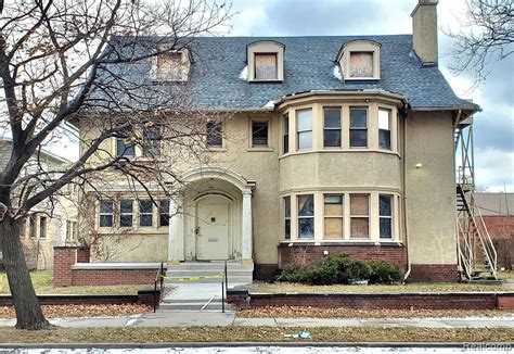Oct 14, 2022 · Take a look. 233 Alfred St, Detroit, MI 48201 is a 3 bedroom, 5 bathroom, 2,682 sqft townhouse built in 2021. 233 Alfred St is located in Brush Park, Detroit. This property is not currently available for sale. 233 Alfred St was last sold on Aug 18, 2023 for $1,000,912 (13% lower than the asking price of $1,150,000).. 