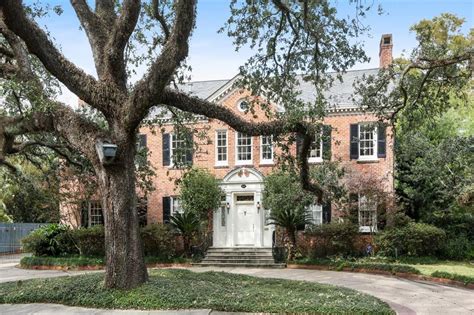 Exquisite 3 story Old Metairie mansion in prime loca