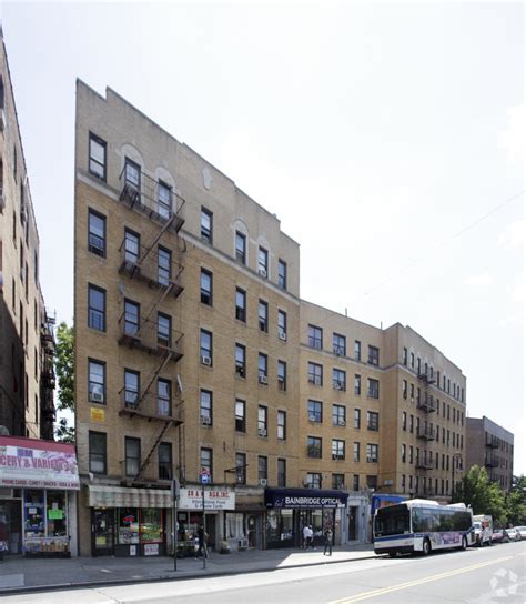 3265 Bainbridge Avenue #A33 is a rental unit in Norwood, Bronx priced at $2,274.. 