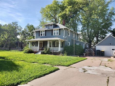 314 W C St, Hastings, NE 68901 Zillow