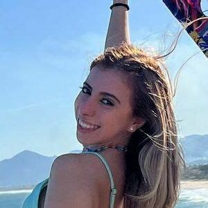 In-Demand Kiara Advani Inspired Bridal Set