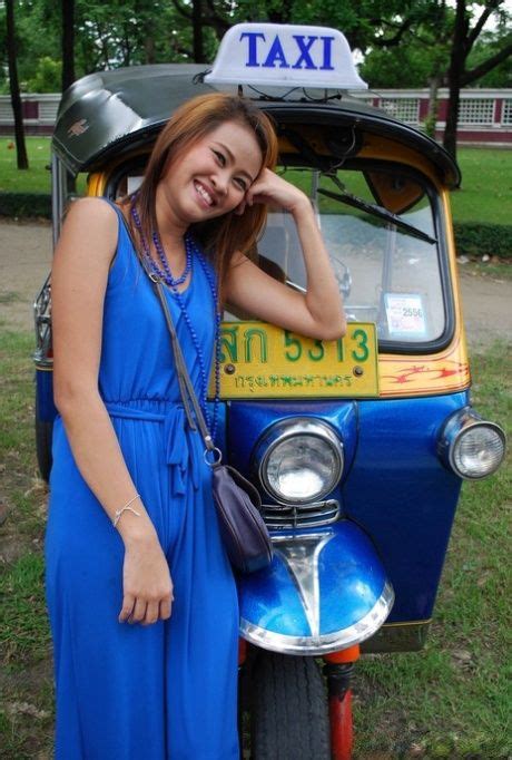 In-Demand Kiara Advani Inspired Bridal Set