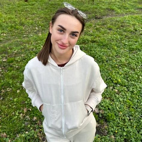 In-Demand Kiara Advani Inspired Bridal Set