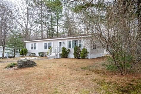 33 Eagle Drive, Rochester, NH, 03868 — PropertyShark