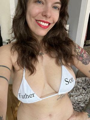 In-Demand Kiara Advani Inspired Bridal Set