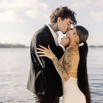 In-Demand Kiara Advani Inspired Bridal Set