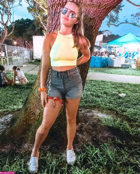 In-Demand Kiara Advani Inspired Bridal Set