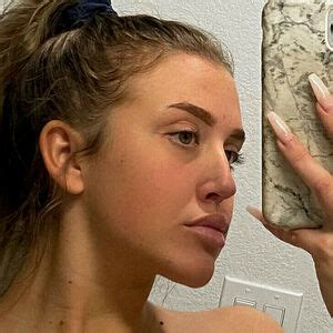 In-Demand Kiara Advani Inspired Bridal Set