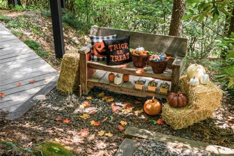 35 DIY Outdoor Halloween Decorations HGTV