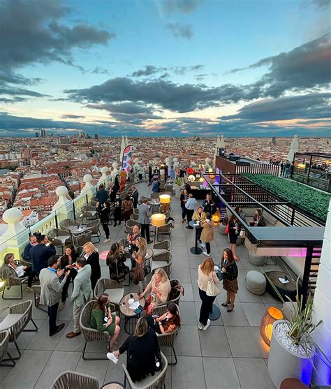 360 rooftop bar. In 2019, Joyride's owners finally debuted a longtime dream: the brewery's rooftop patio, which boasts not only its own bar with sixteen taps and room for 150 people, but stunning views that take ... 