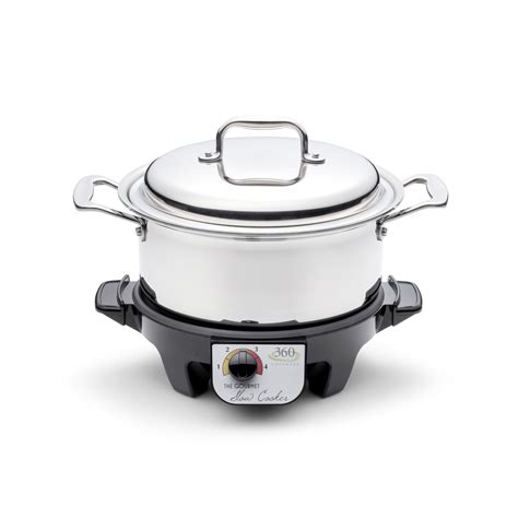 360cookware. Heat Conductivity: 360 Cookware provides good heat conductivity, while All-Clad offers good to excellent heat conductivity depending on the core material used. Oven Safe Temperature: 360 Cookware is oven safe up to 500°F (260°C), while All-Clad cookware is safe up to 600°F (316°C). Product Range: 360 Cookware has a limited range of products ... 