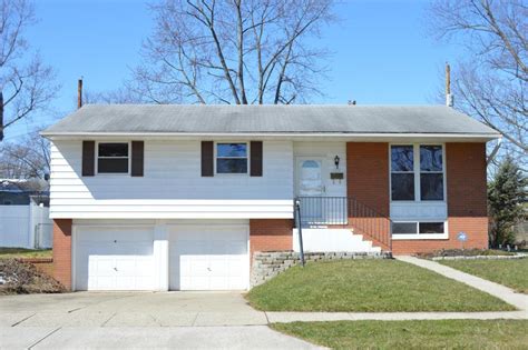 3800 Santa Maria Dr, Grove City, OH 43123 - Redfin