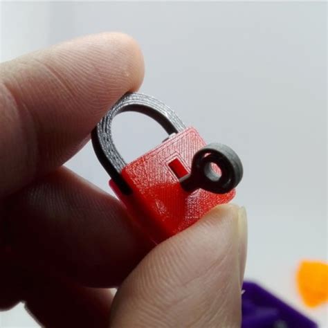 3D Printable Key and lock by Nathan Oberdier