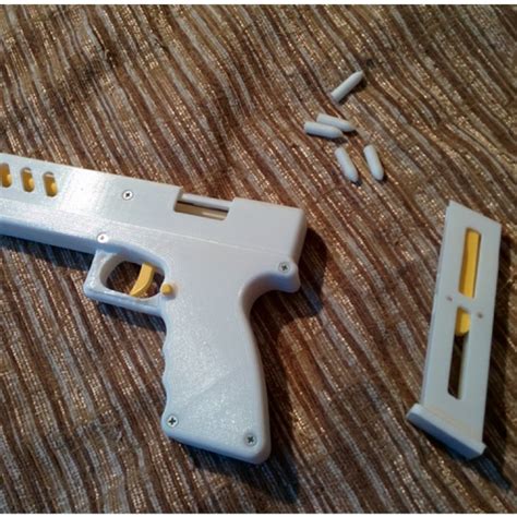 3D Printable Model Handgun Fully functional toy with magazine and