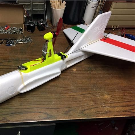 3D Printed Upgrade For Cheap Foam Glider Hackaday