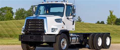 4 99 12 Ddcsn Freightliner Trucks