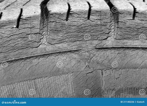 4 Dry Rot Tire Stock Photos, Images & Pictures - Dreamstime