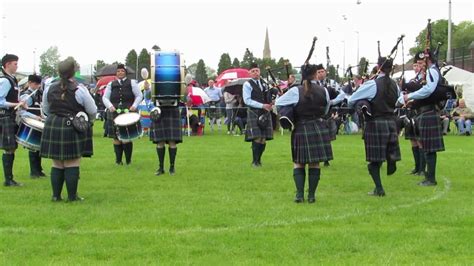 4 Pipe Bands (top Youtube videos) Down HOOLEY!