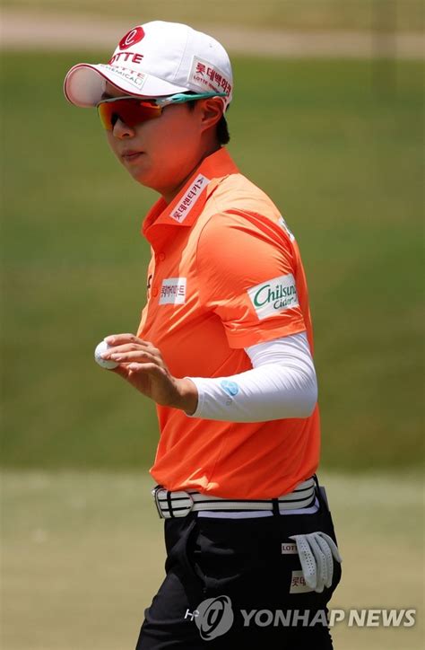 4 S. Koreans qualify for women