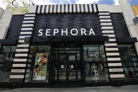 4 arrested for stealing over $3K in goods at Sephora in San Mateo