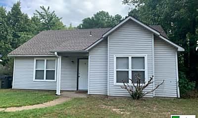 1 3-Bedroom Houses for Rent in Jonesboro AR. House for Rent. $1,500 per month. 3 Beds. 2 Baths. 1820 Broadmoor Rd, Jonesboro, AR 72401. 3 bedroom, 2 bath home located in central Jonesboro. Located in the Jonesboro school district, this home includes two living spaces and a large backyard. New roof. 2-car garage. . 