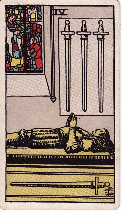4 De Espadas Tarot