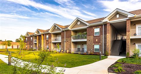 4 farms apartments. This apartment building is a short 23-minute walk to campus . There are 4 bedroom units. If you can see yourself living at New River Farms Apartments or ... 