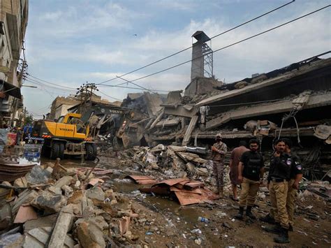 4 firefighters die in garment factory blaze in Pakistan