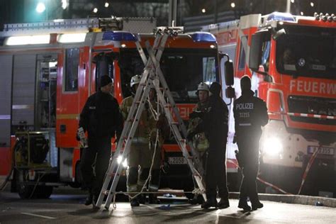 4 hurt in German hospital fire, suspect detained