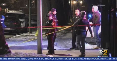 4 men critical after Grand Crossing shooting