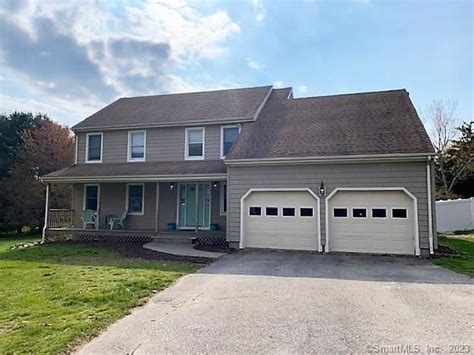 50 Strawberry St, Lisbon, CT 06351 is a 3 