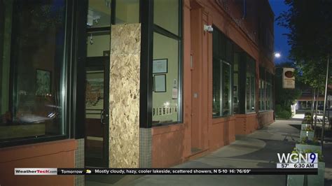4 restaurants robbed within 30 minutes on North Side